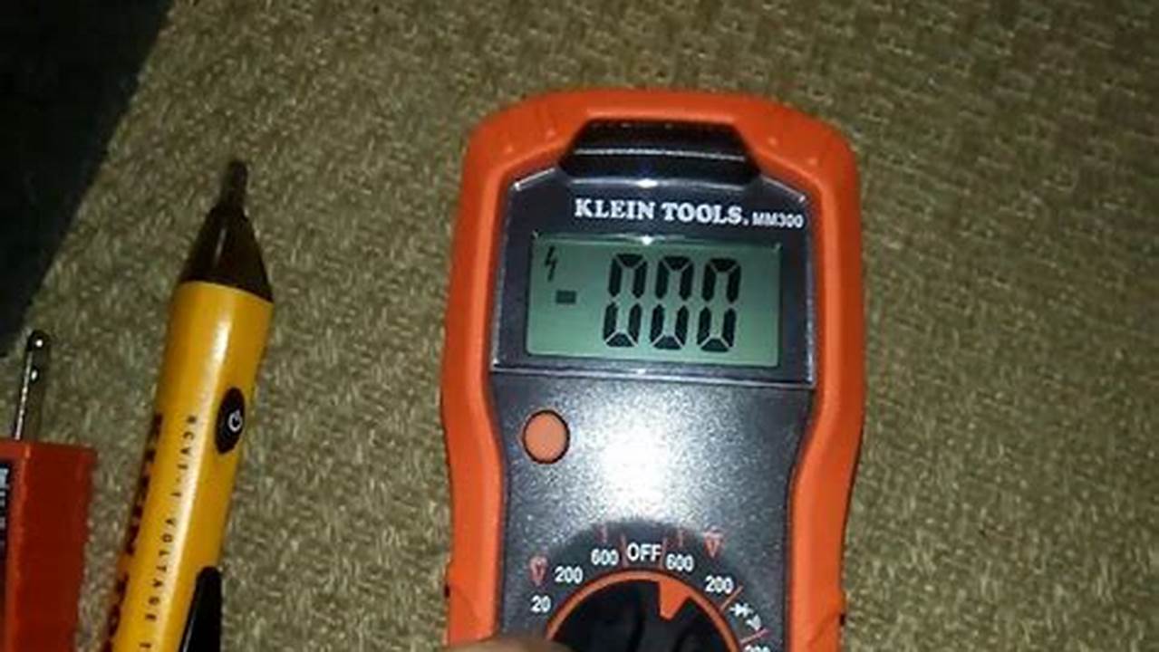How To Use Klein Tools Voltage Tester