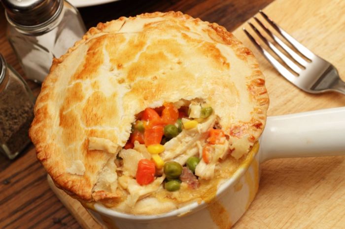 How long to cook banquet pot pie in air fryer
