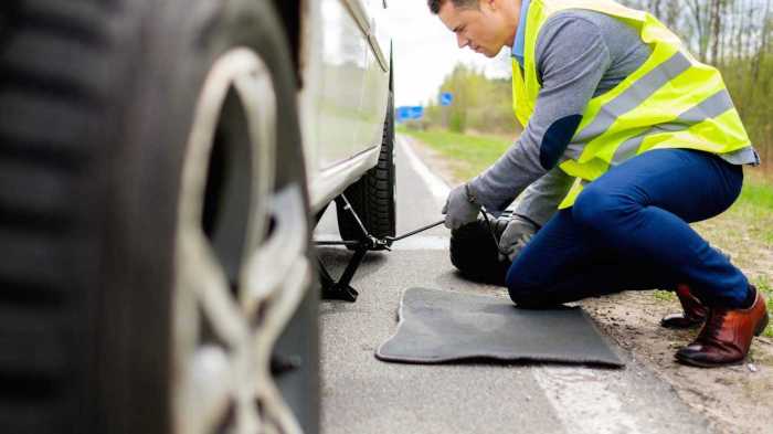 Aaa car insurance vs usaa